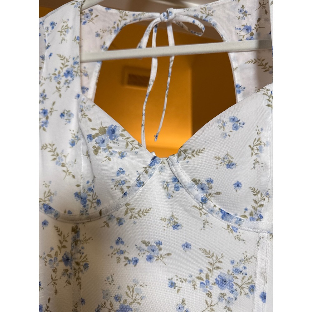Madden Girl Floral Corset Top White Blue Mesh Sweetheart Neck Tie Back Large NEW - Picture 3 of 8